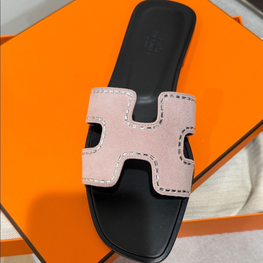 Hermes Oran Pink and Black Slide Sandals - Picture 2 of 3